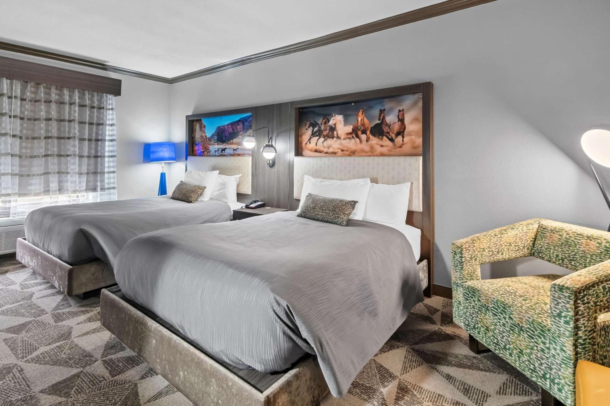 Big Country & Suites, Surestay Collection By Bw