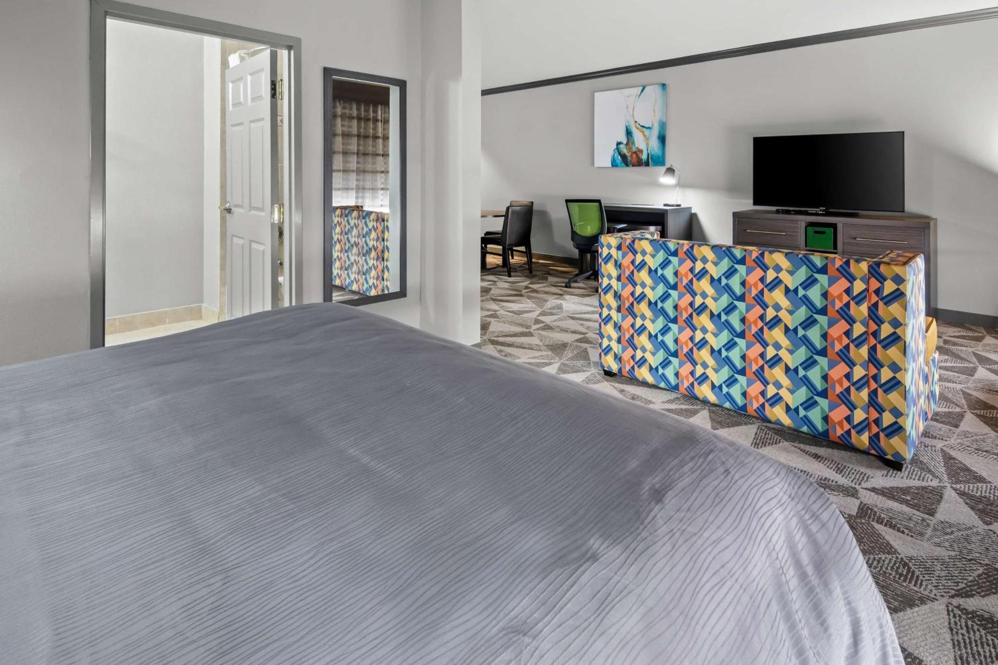 Hotel Big Country & Suites, Surestay Collection By Bw