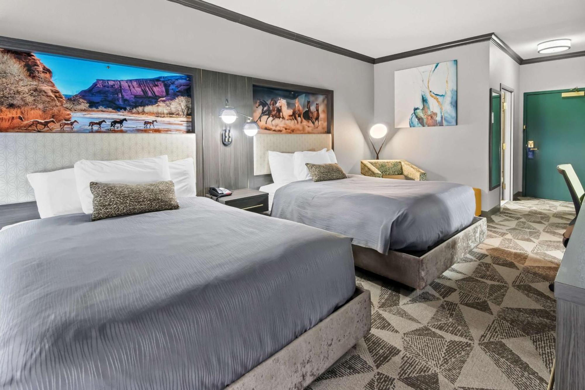 Big Country & Suites, Surestay Collection By Bw 3*