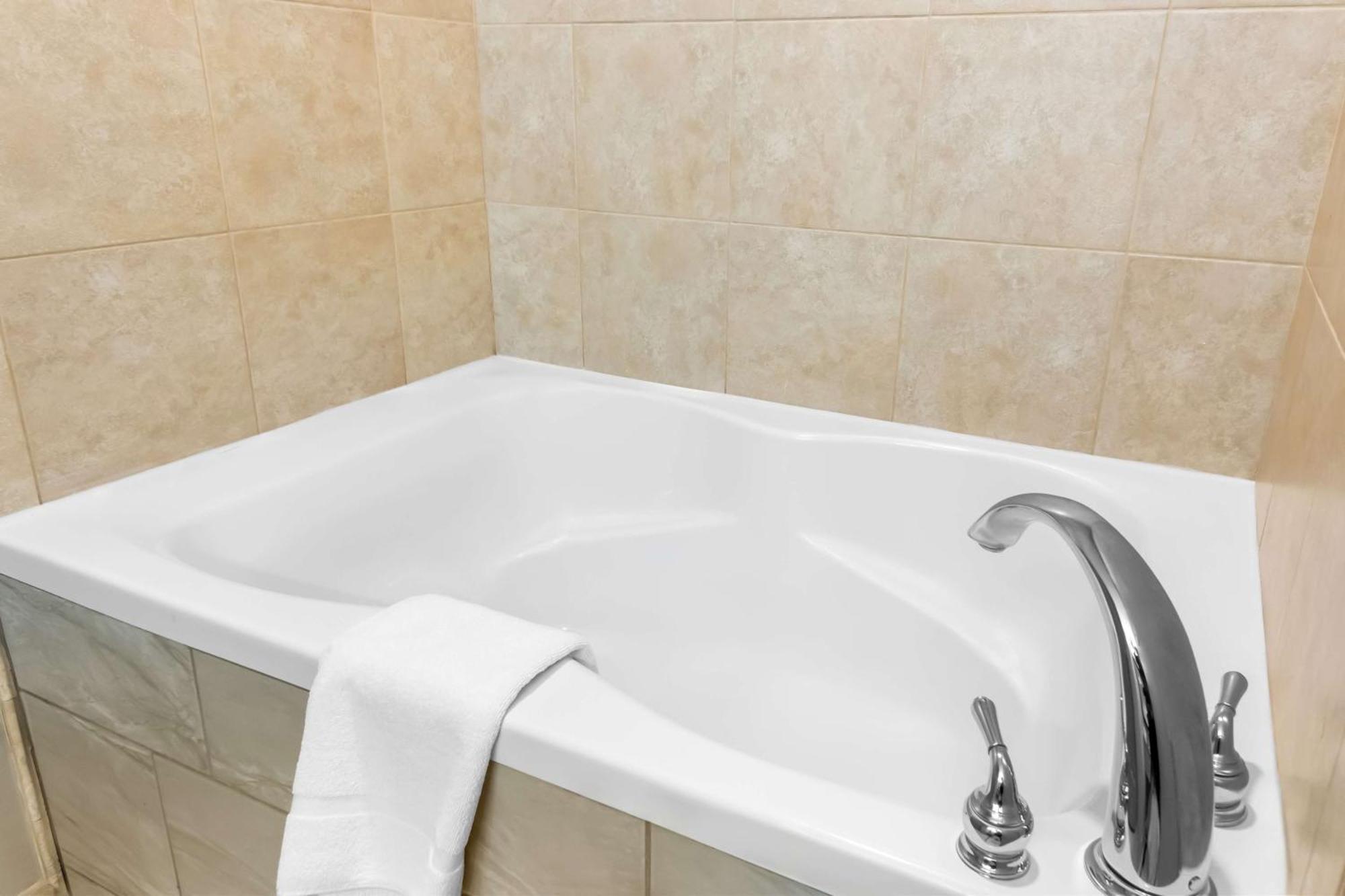 Big Country & Suites, Surestay Collection By Bw 3* Abilene
